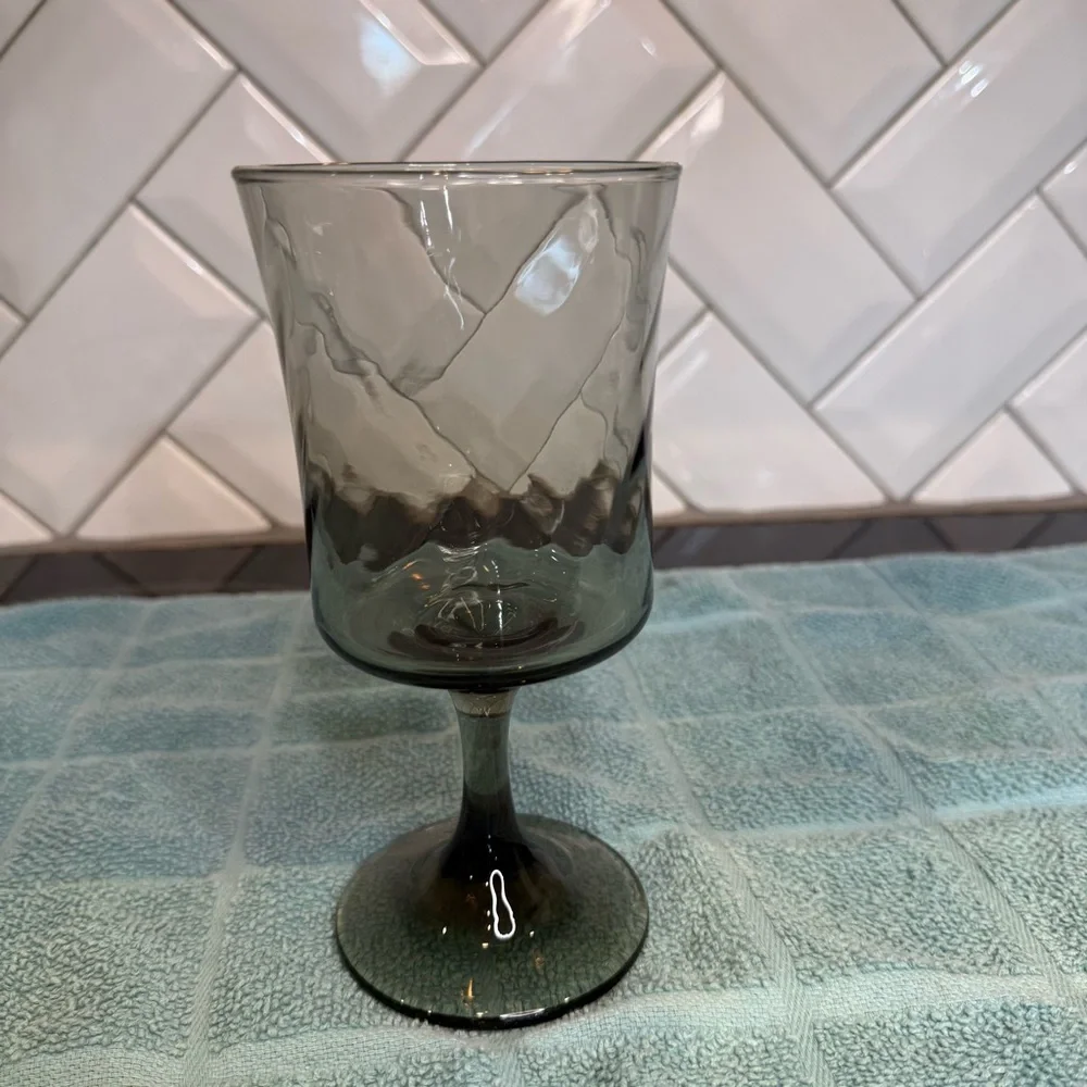 Vintage Libbey Smoke Gray Optic Swirl Water Goblet Wine Glasses Set Of 4
